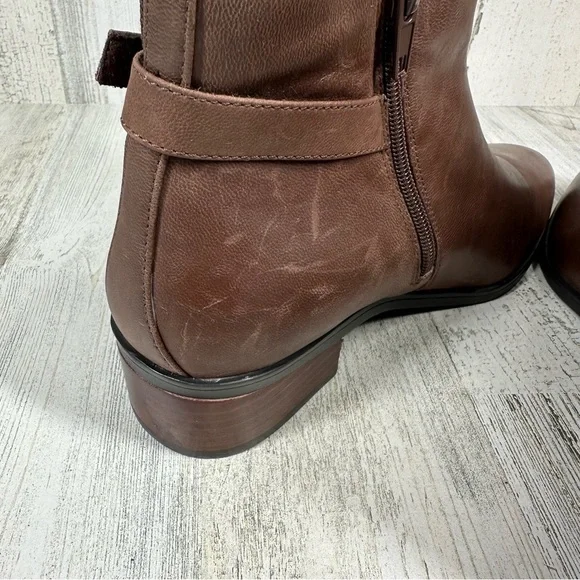 New Bella Vita Dora Brown Leather Block Heel Ankle Bootie  #1225. - Picture 9 of 14